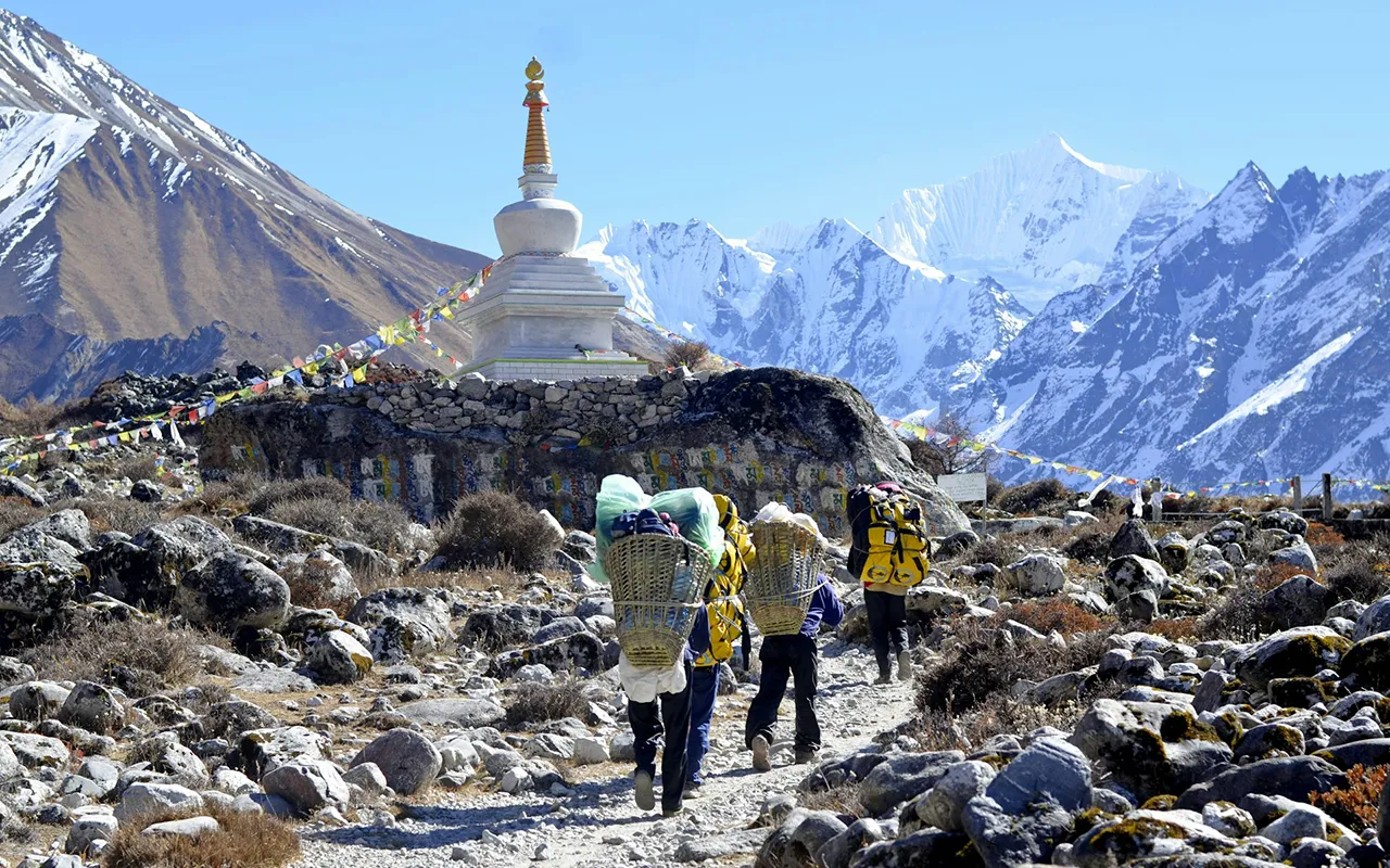 Kyanjin Gompa