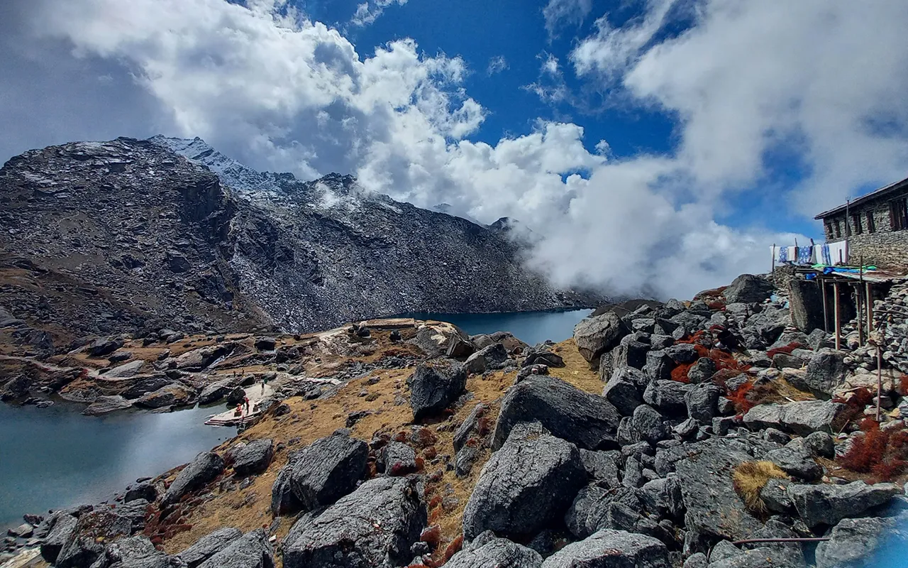 Langtang Gosaikunda Trek